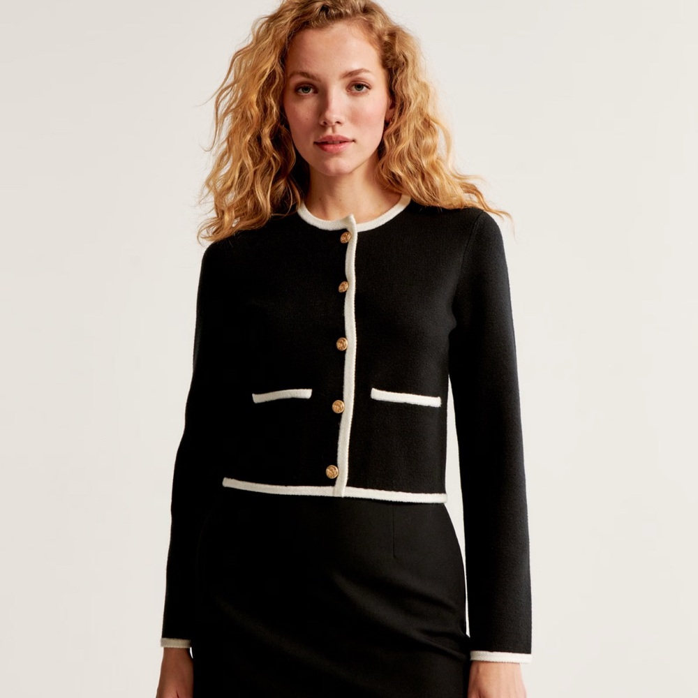 Abercrombie & Fitch Black and Cream Cardigan